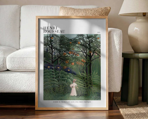 Femme Se Promenant Dans Une Foret Exotique Henri Rousseau