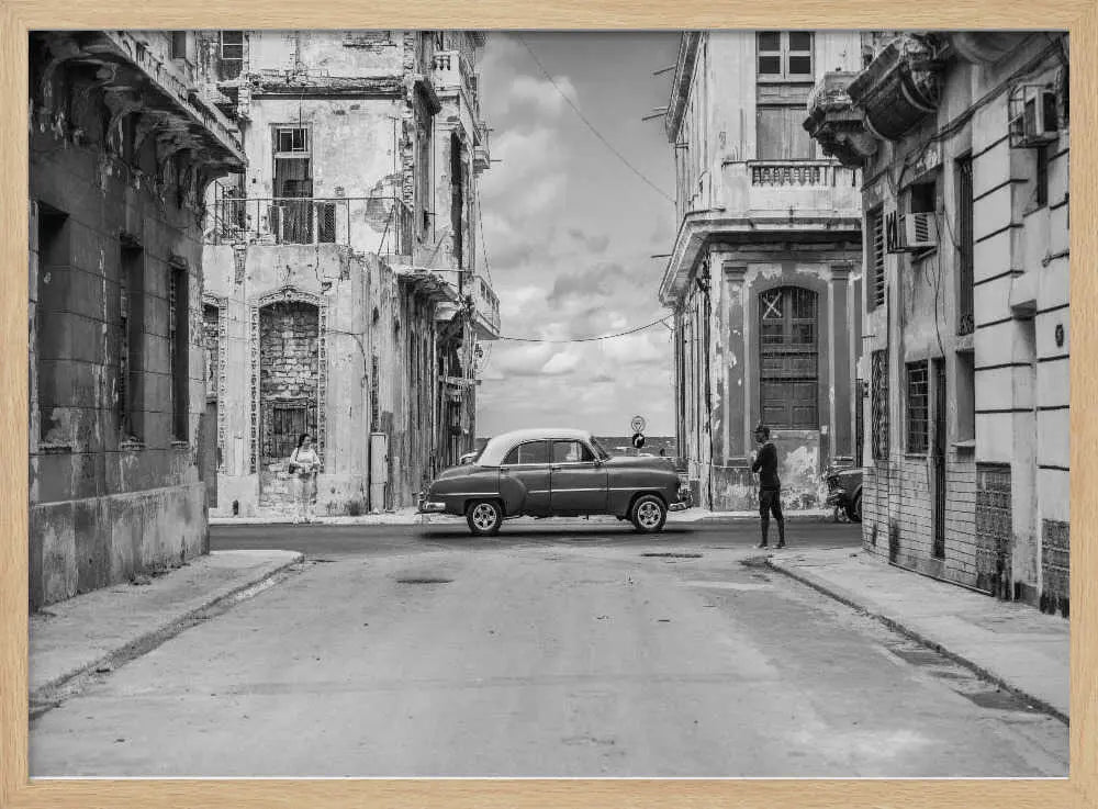 Havana Street Classic Car Art Print UK — Vintage Dark Wall Art — Living Room — Wall It All Prints