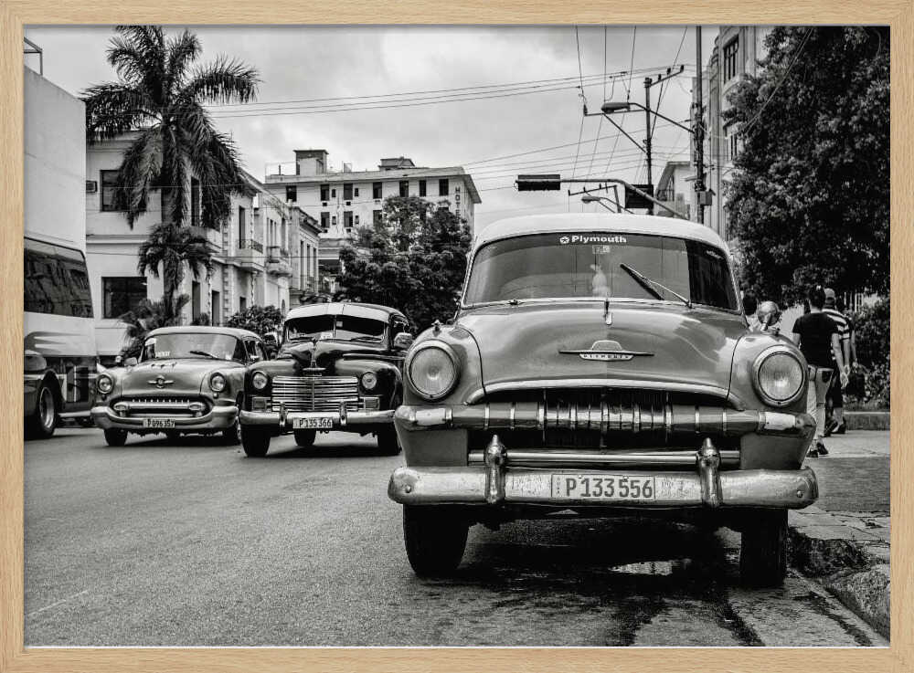 Havana Classic Cars Art Print UK — Vintage Dark Wall Art — Living Room — Wall It All Prints