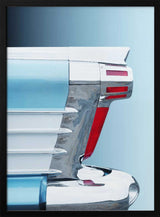 Sleek Automotive Fin