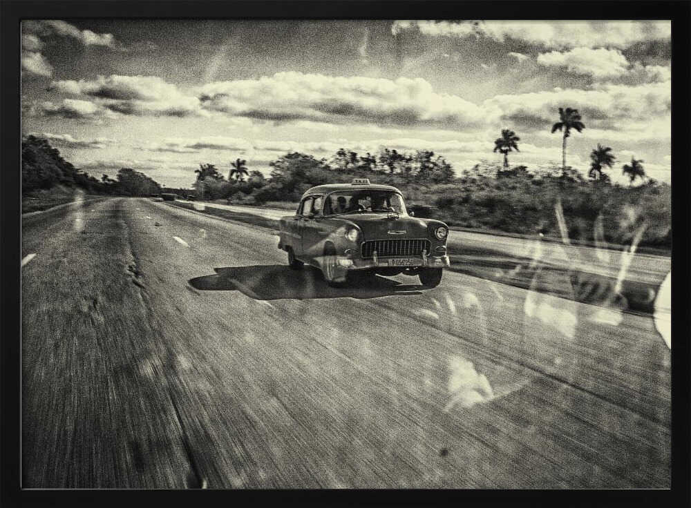 Classic Cuba Taxi Art Print UK — Landscape Dark Wall Art — Living Room — Wall It All Prints
