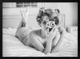 Pin Up Camera Girl