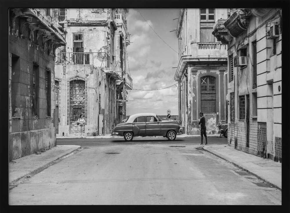 Havana Street Classic Car Art Print UK — Vintage Dark Wall Art — Living Room — Wall It All Prints
