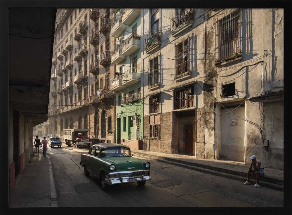 Vintage Car in Havana Art Print UK — Vintage Vibrant Wall Art — Living Room — Wall It All Prints
