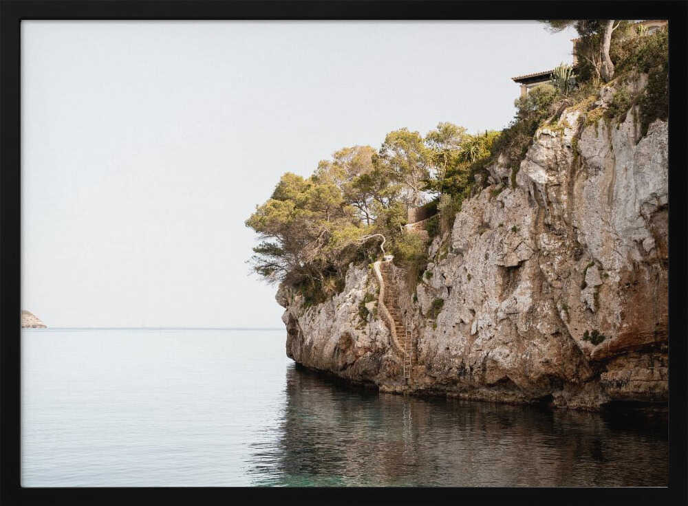 Mediterranean Cliffside Escape