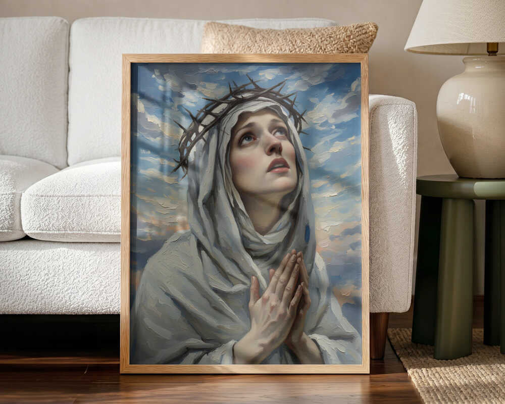 Praying Woman Crown Thorns HUGO