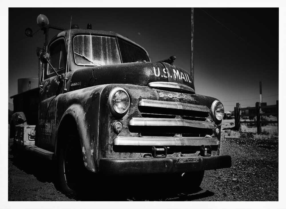 Vintage US Mail Truck Art Print UK — Vintage Dark Wall Art — Living Room — Wall It All Prints