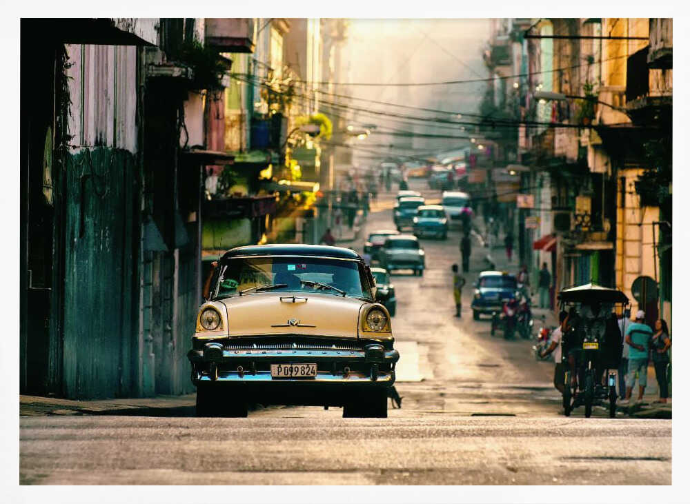 Vintage Car Havana Street Art Print UK — Vintage Vibrant Wall Art — Living Room — Wall It All Prints