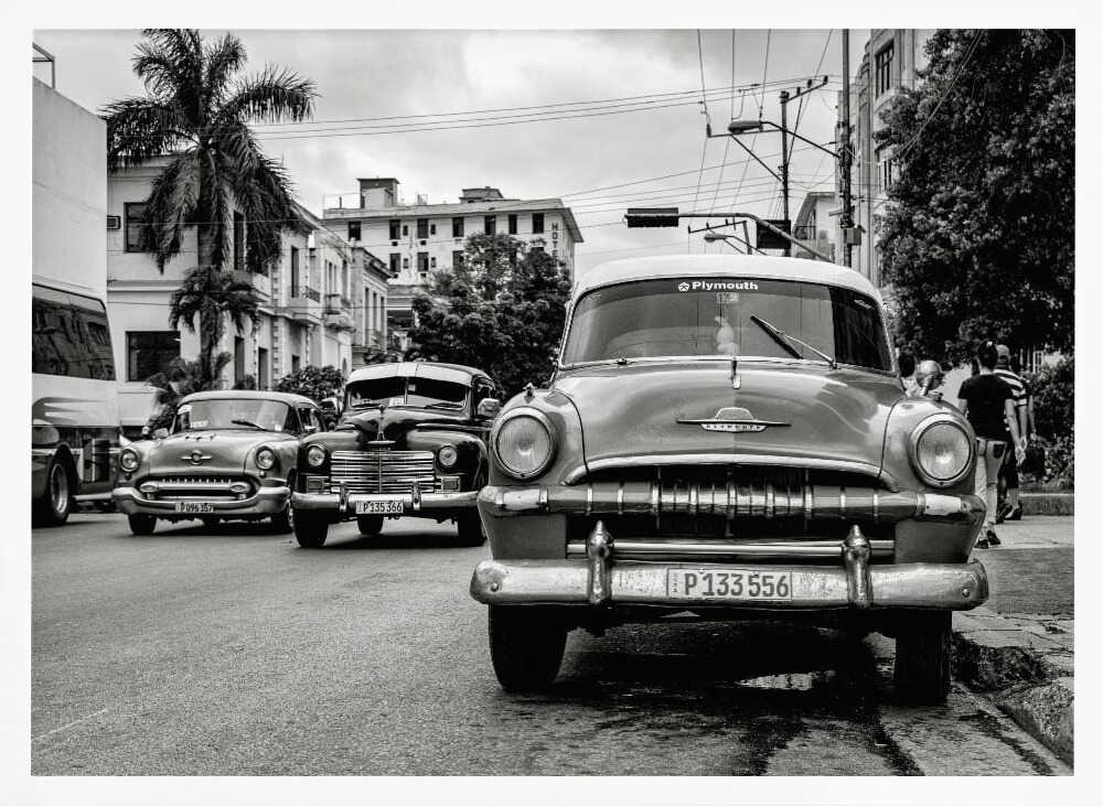 Havana Classic Cars Art Print UK — Vintage Dark Wall Art — Living Room — Wall It All Prints
