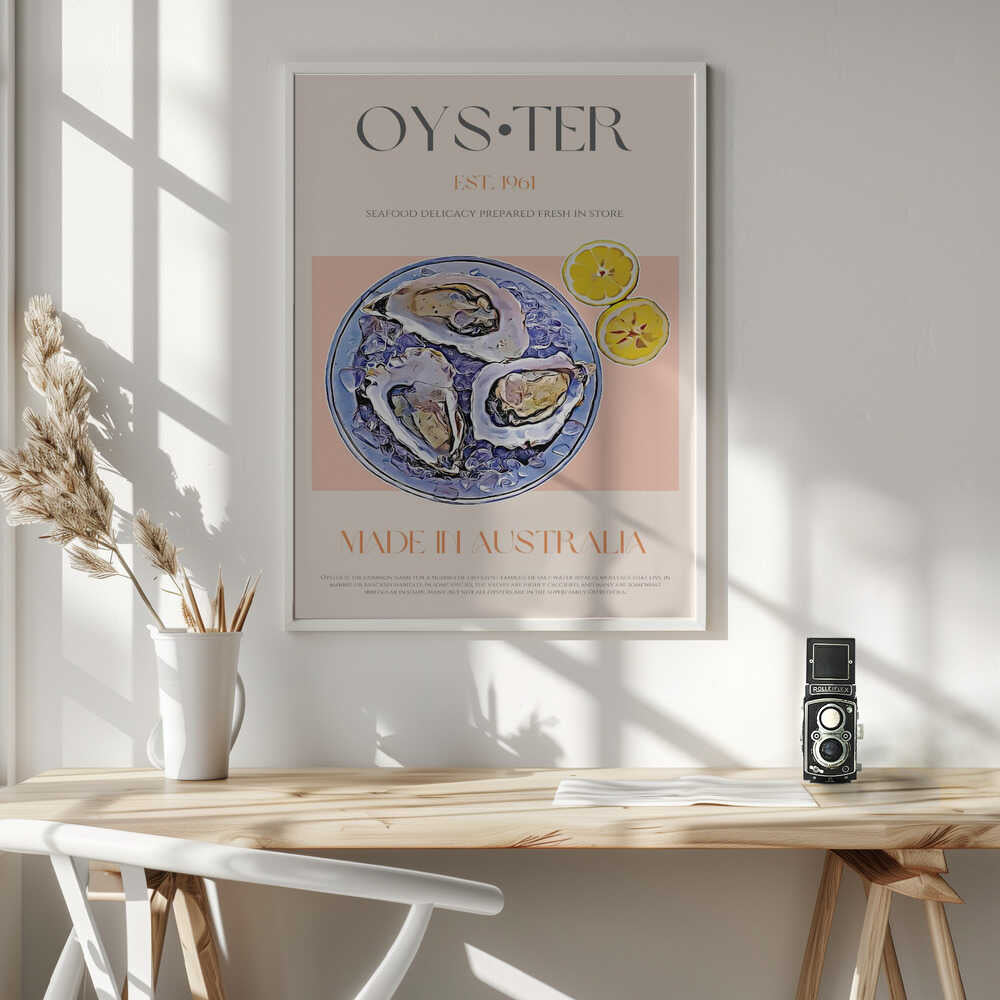 Fresh Oysters with Lemon Slices