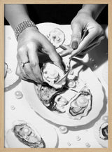 Elegant Pearl Oysters