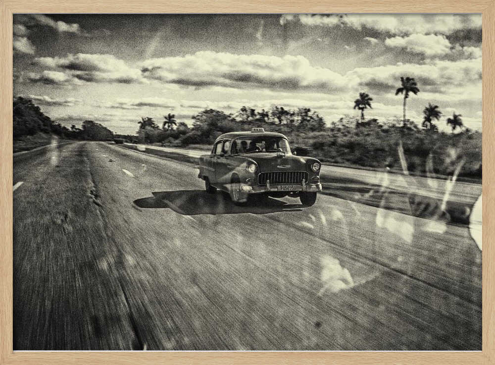 Classic Cuba Taxi Art Print UK — Landscape Dark Wall Art — Living Room — Wall It All Prints