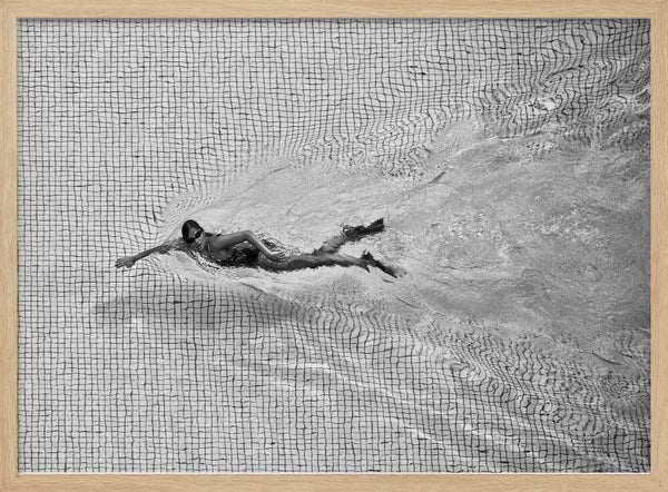 Dynamic Pool Swimmer
